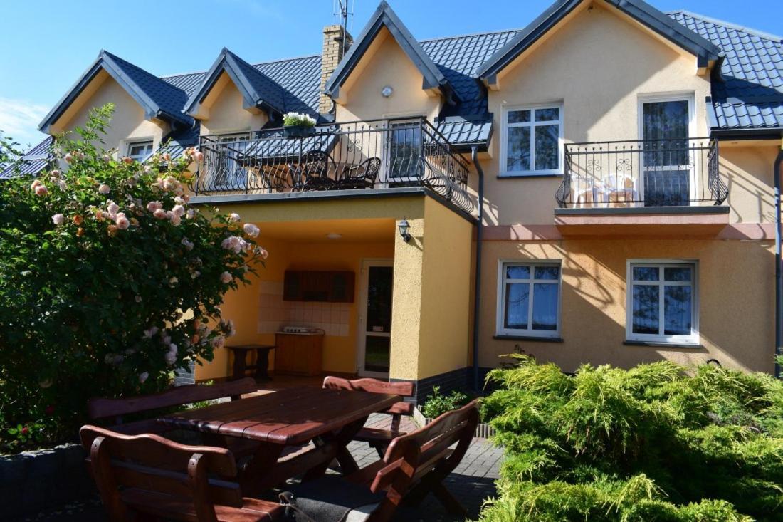 Hotel U Rybaka  Jezierzany Exteriér fotografie